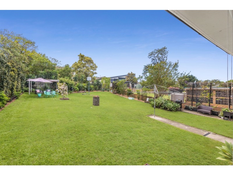 7 Caratel Street, Stafford Heights QLD 4053