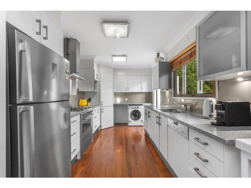 2 Glebe Street, Gordon Park QLD 4031