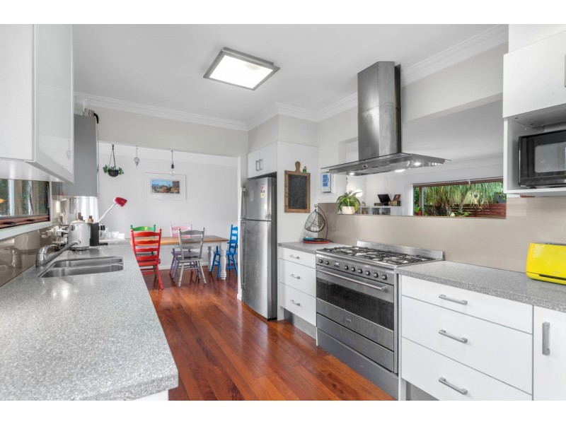 2 Glebe Street, Gordon Park QLD 4031