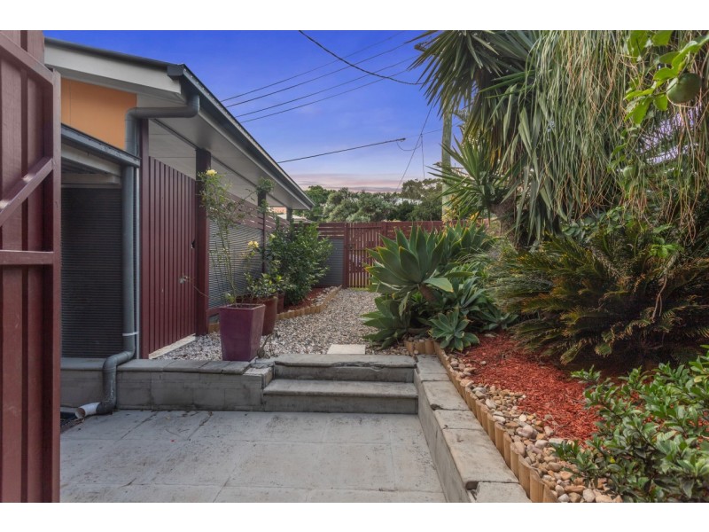 2 Glebe Street, Gordon Park QLD 4031