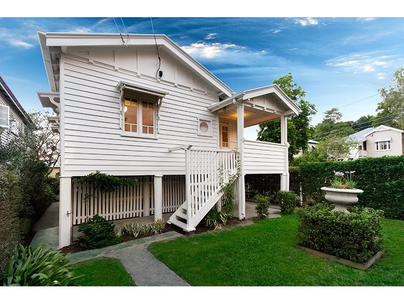 1 Meecham Street, Grange QLD 4051