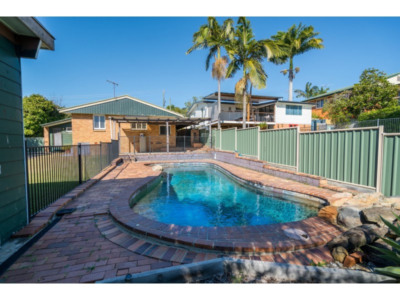 11 Coleridge Street, Stafford Heights QLD 4053