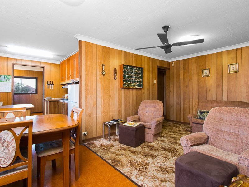 10 Winnam Street, Stafford QLD 4053