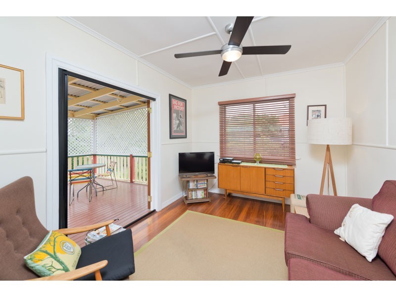 175 Pfingst Rd, Wavell Heights QLD 4012