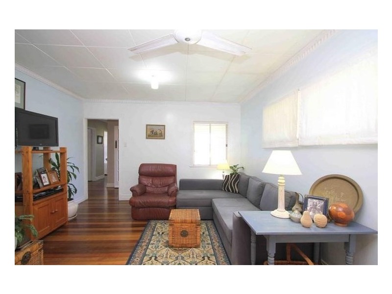 19 Belloy Street, Wavell Heights QLD 4012