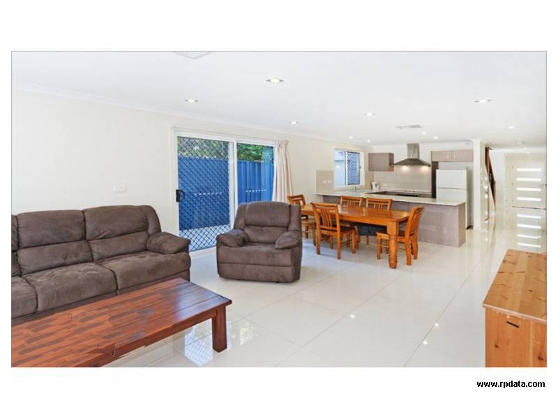 14 Lucy Street, Albion QLD 4010