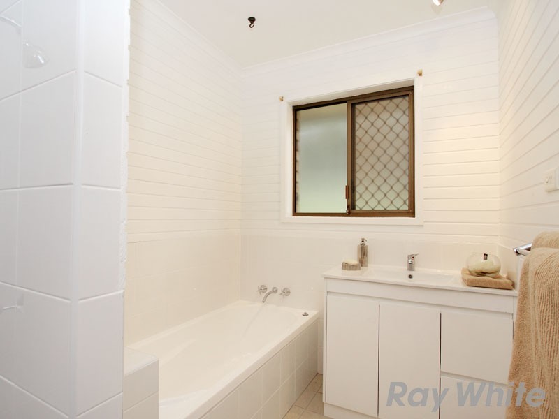 73 Remick Street, Stafford Heights QLD 4053