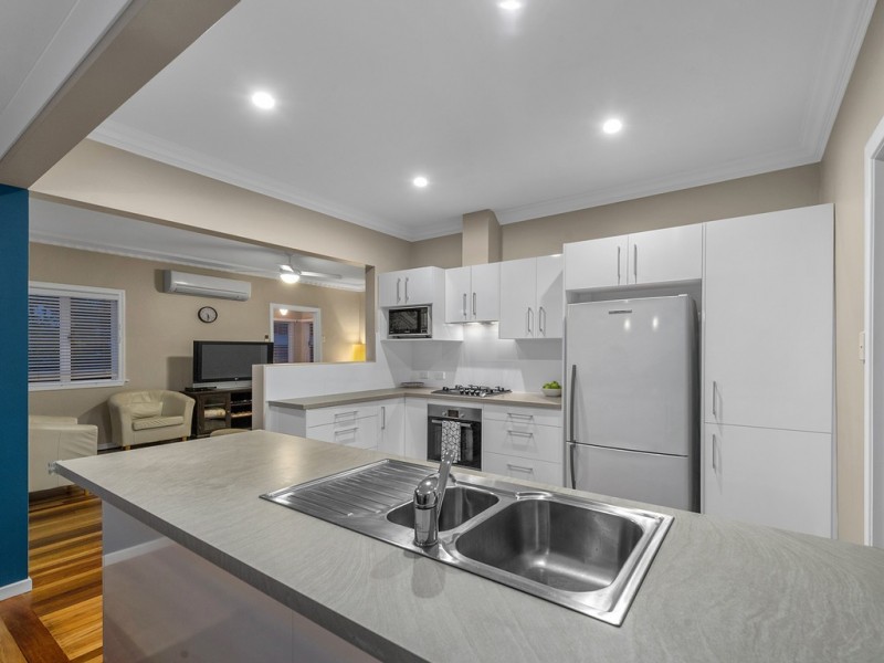 36 Edinburgh Castle Road, Kedron QLD 4031