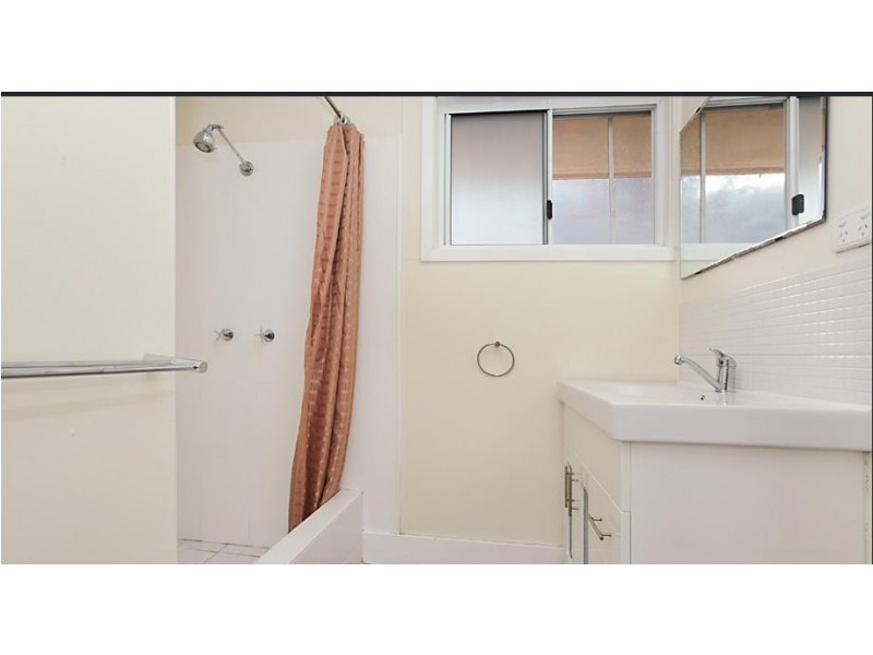 21 Maryland Street, Stafford Heights QLD 4053