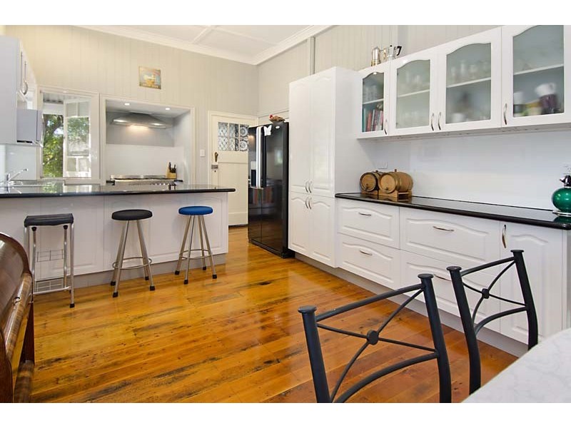 12 Gadara Street, Hendra QLD 4011