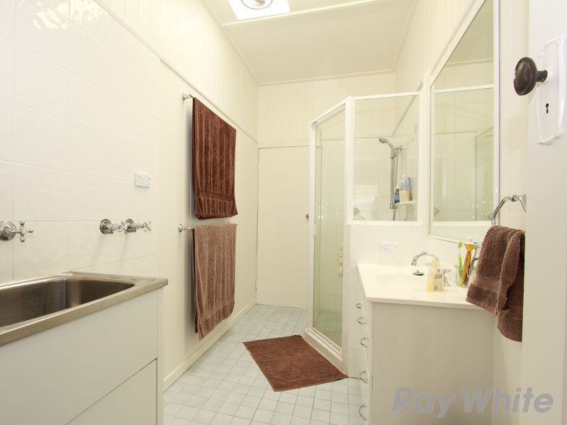 43 Clifford Street, Stafford QLD 4053