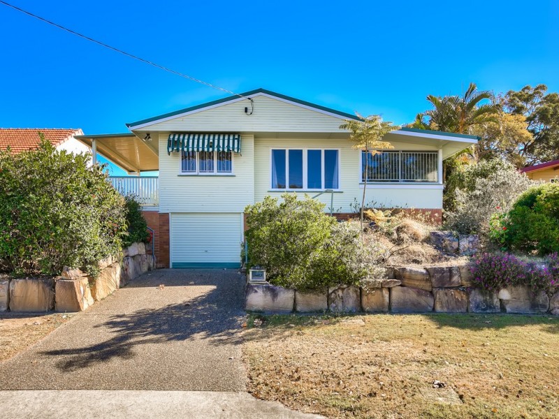 32 Pangeza Street, Stafford Heights QLD 4053