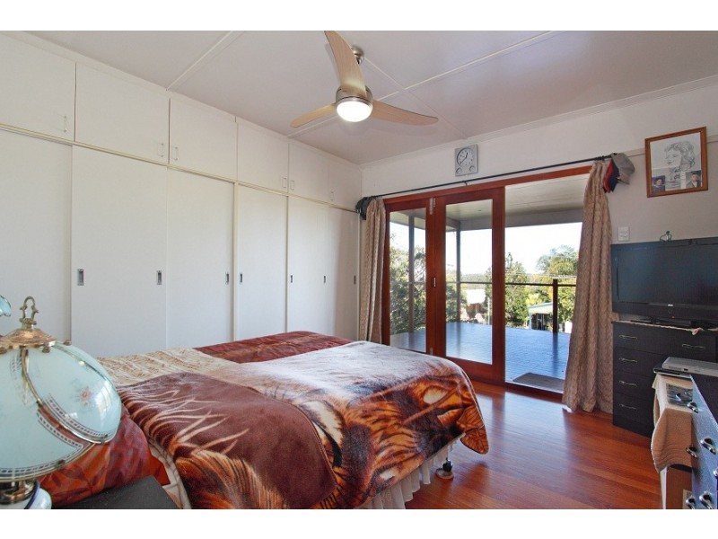 27 Thuruna Street, Stafford QLD 4053