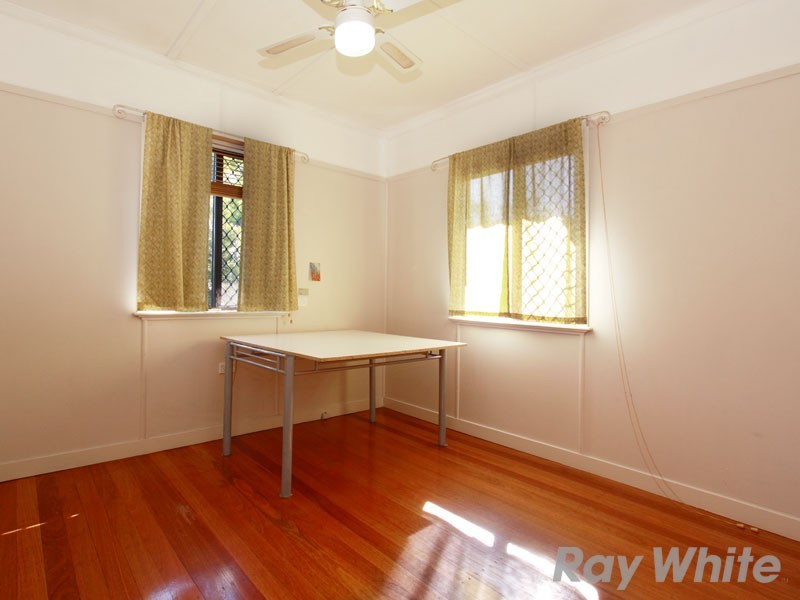 27 Thuruna Street, Stafford QLD 4053