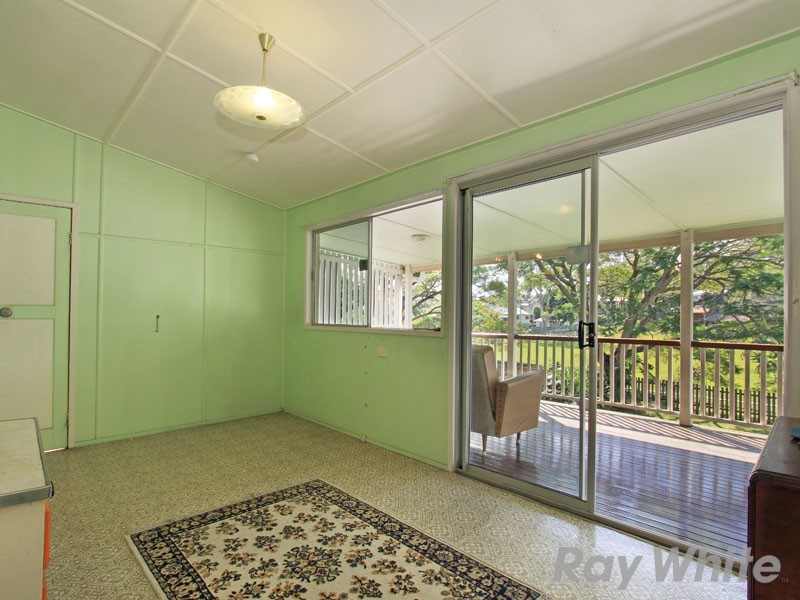 90 Edmondstone Street, Newmarket QLD 4051