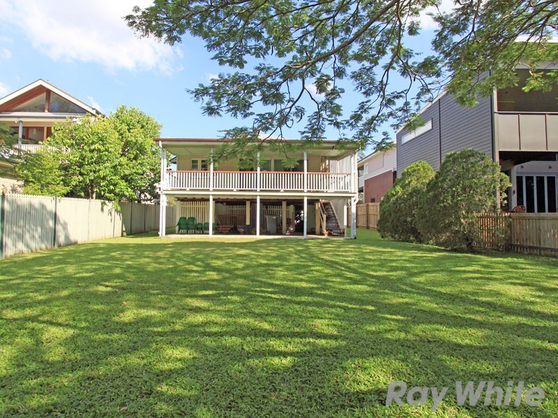 90 Edmondstone Street, Newmarket QLD 4051