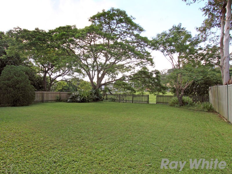 90 Edmondstone Street, Newmarket QLD 4051