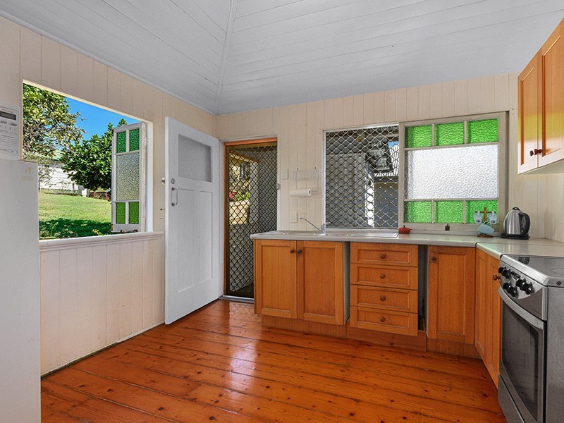 114 Scott Street, Stafford Heights QLD 4053