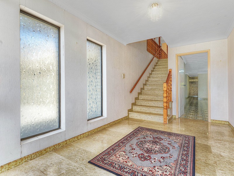 4 Travolta Street, Stafford Heights QLD 4053