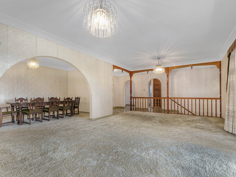 4 Travolta Street, Stafford Heights QLD 4053