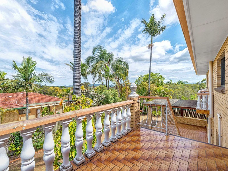 4 Travolta Street, Stafford Heights QLD 4053