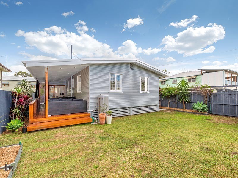 15 Almora Street, Wooloowin QLD 4030