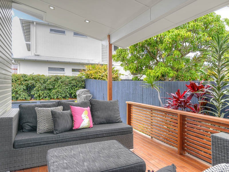 15 Almora Street, Wooloowin QLD 4030