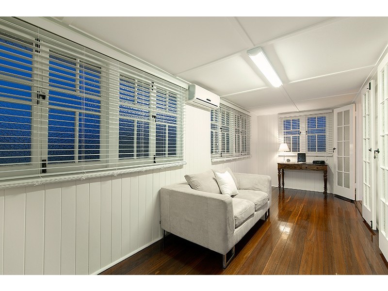 6 Clarke Street, Hendra QLD 4011