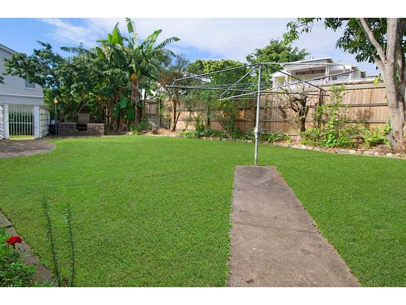 3 Woodville Street, Hendra QLD 4011