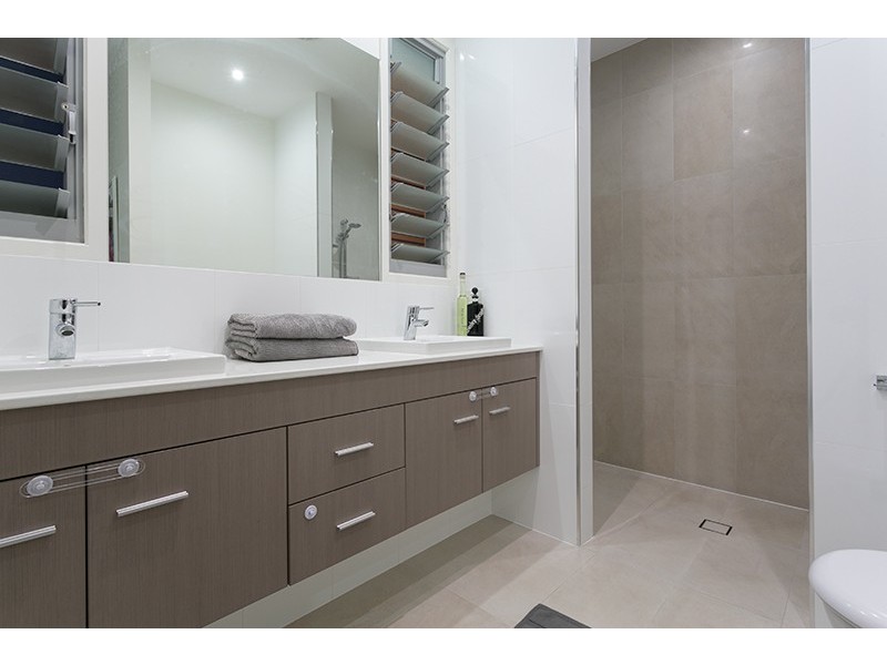 110 White Street, Wavell Heights QLD 4012