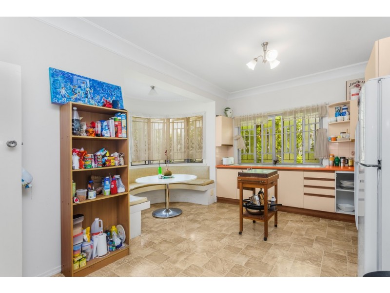 10 Maudsley Street, Kedron QLD 4031