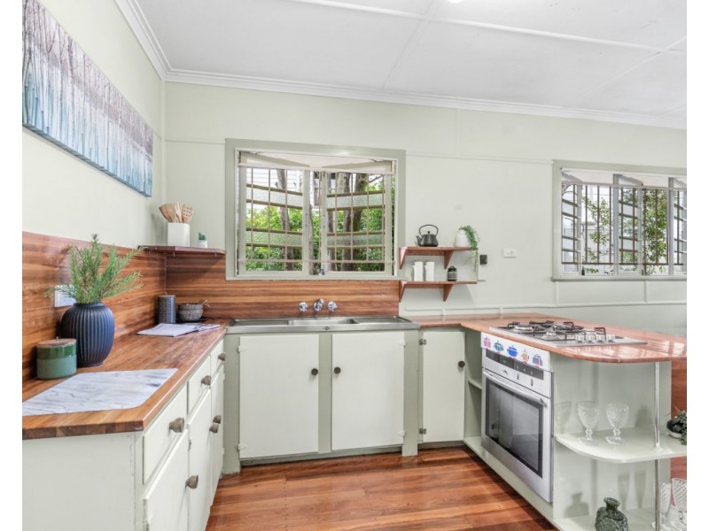 44 Alderley Avenue, Alderley QLD 4051