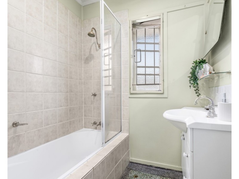 44 Alderley Avenue, Alderley QLD 4051