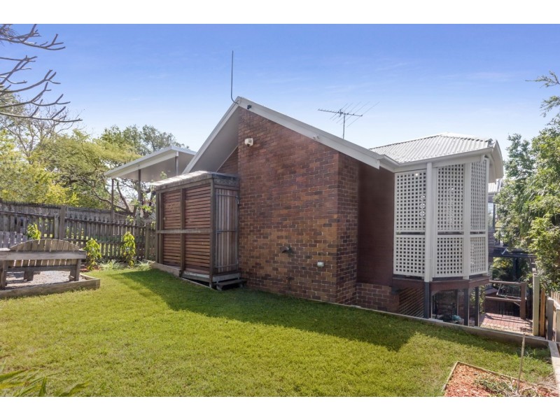 16 Beatson Tce, Alderley QLD 4051