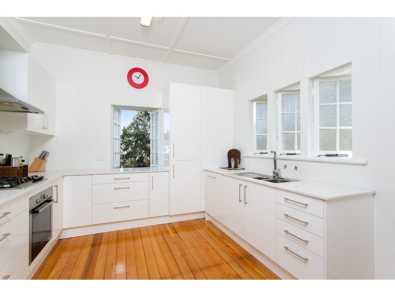 19 Campbell Tce, Alderley QLD 4051