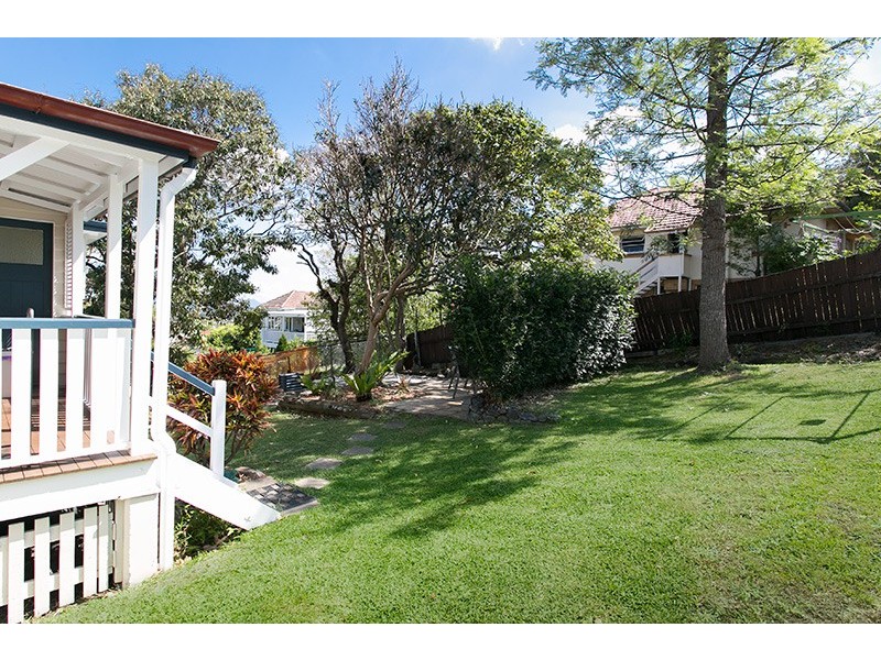 19 Campbell Tce, Alderley QLD 4051