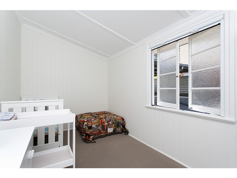 19 Campbell Tce, Alderley QLD 4051