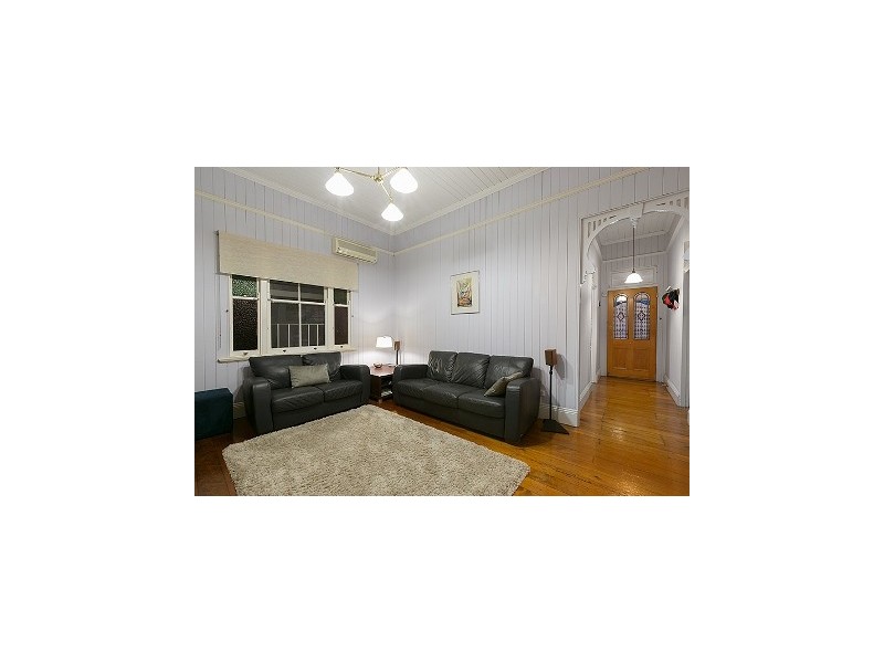 41 Grove Street, Albion QLD 4010