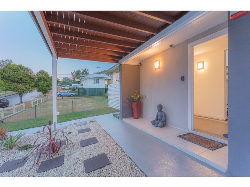 11 Allowrie Street, Stafford QLD 4053