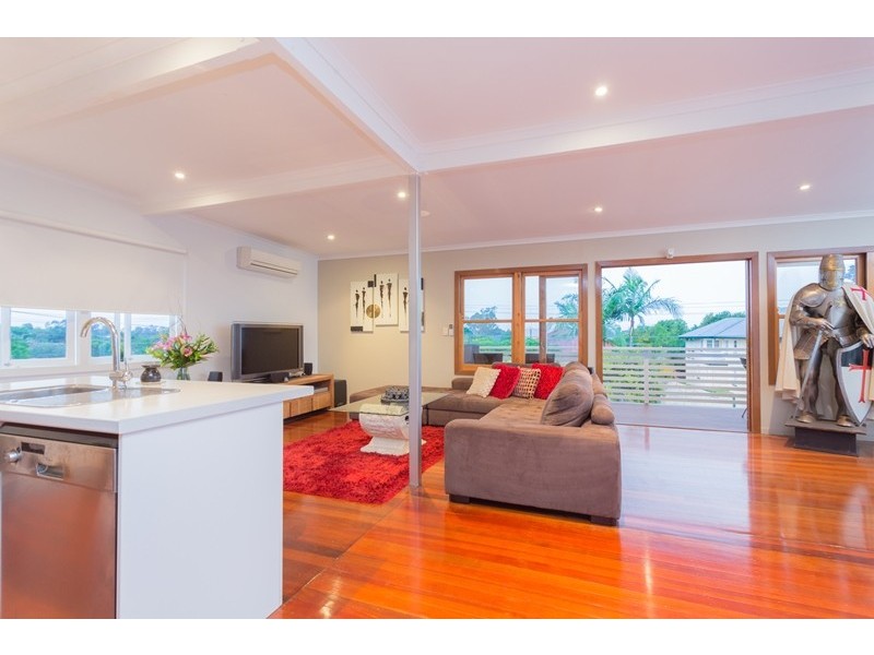 11 Allowrie Street, Stafford QLD 4053