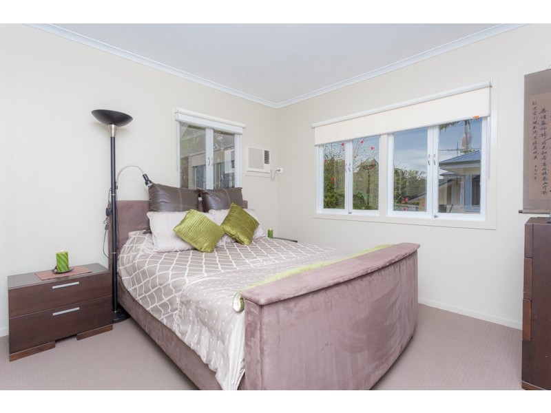 11 Allowrie Street, Stafford QLD 4053