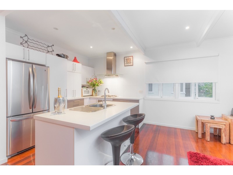 11 Allowrie Street, Stafford QLD 4053