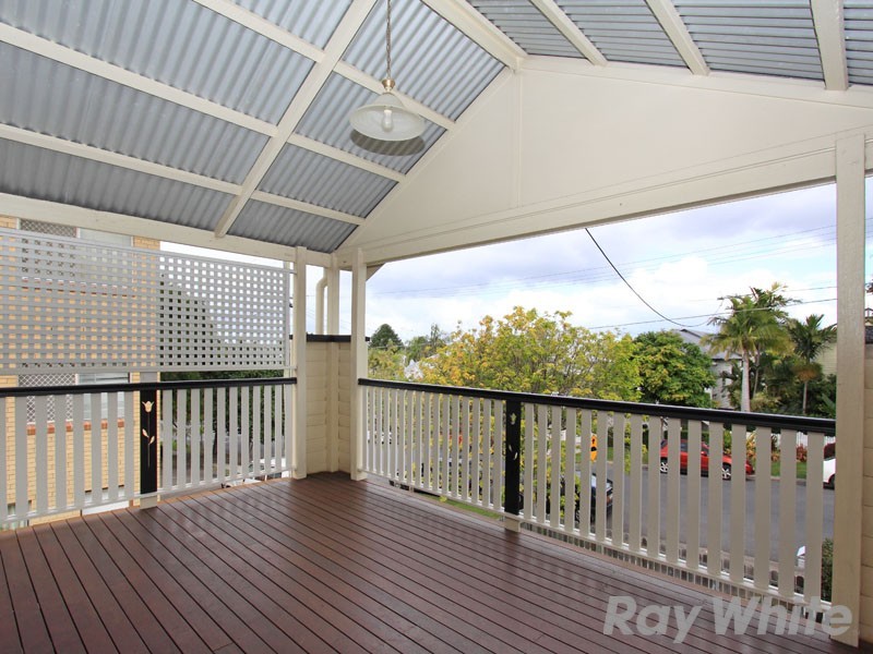 4 Blackmore Street, Windsor QLD 4030