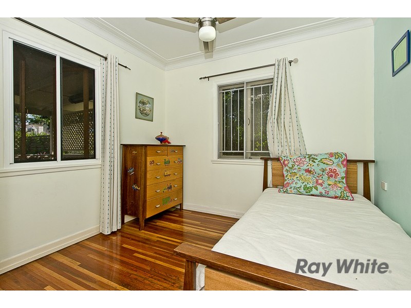 16 Simla Avenue, Geebung QLD 4034