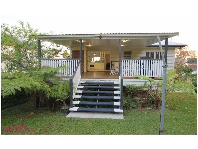 31 Tathra Street, Stafford QLD 4053