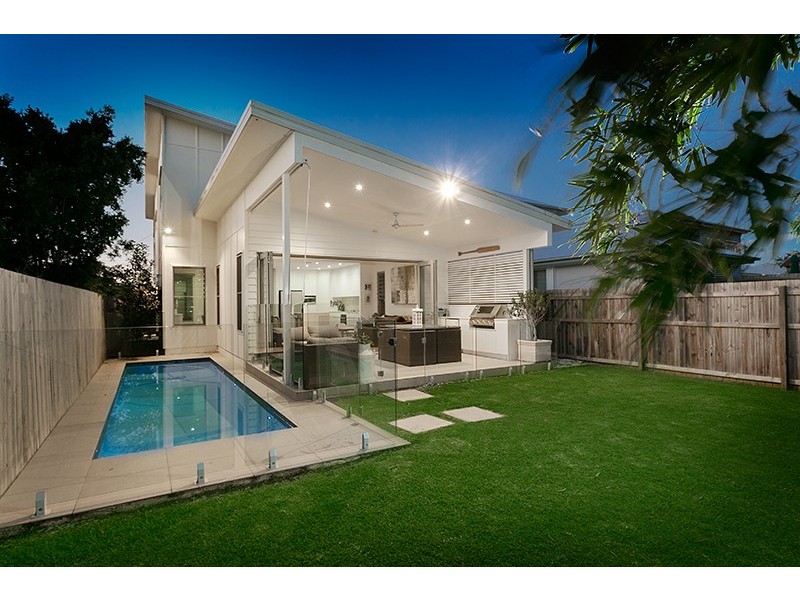 110 White Street, Wavell Heights QLD 4012