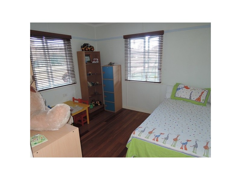 21 Quandeine Street, Stafford QLD 4053