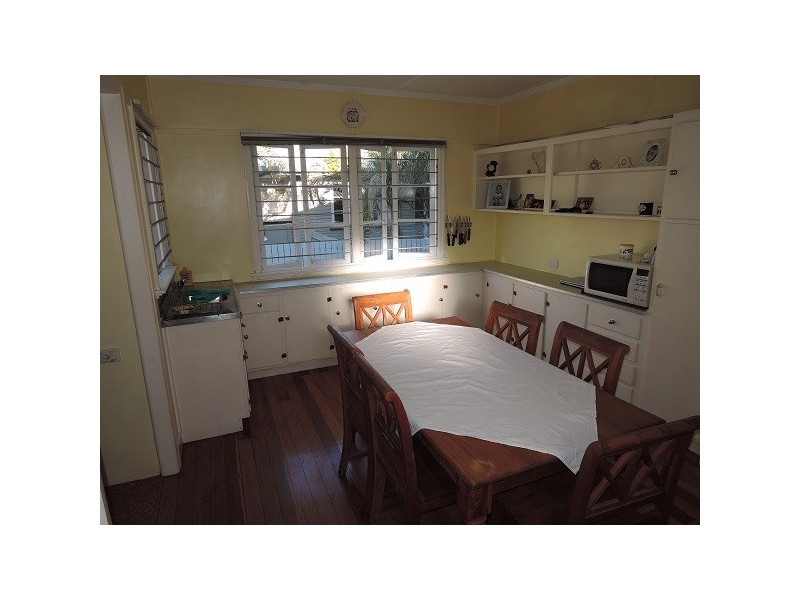 21 Quandeine Street, Stafford QLD 4053