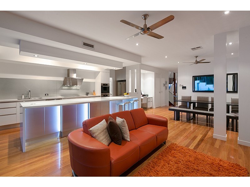 72 Main Avenue, Wilston QLD 4051