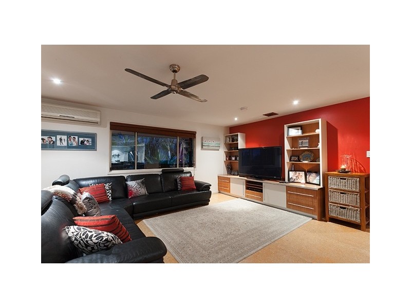 25 Hackett Street, Ashgrove QLD 4060